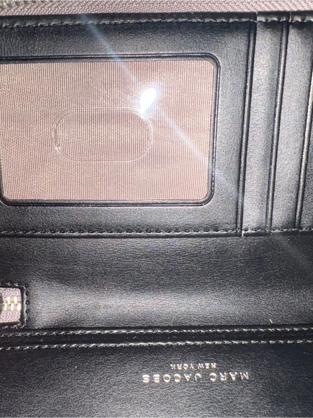 Marc Jacobs compact wristlet